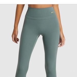 Gymshark Whitney Simmons v3 eucalyptus leggings